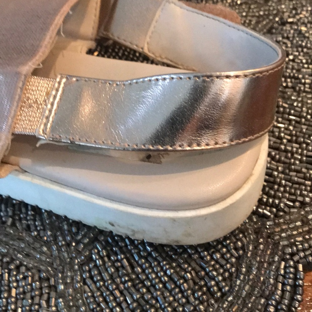 Sandals - Picture 5 of 6